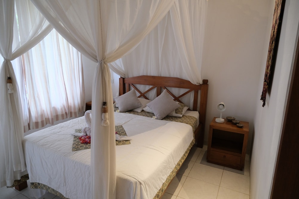 retreat villa toraja baturinggit