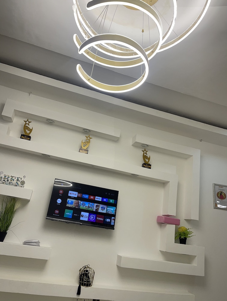 paris homestay