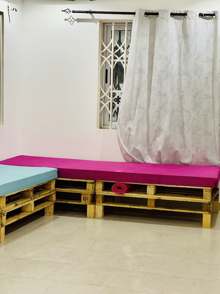 paris homestay