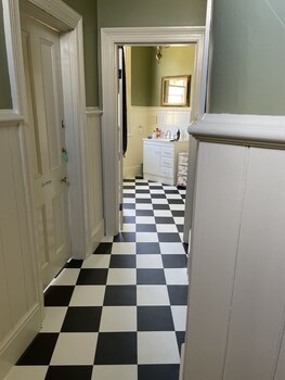 exchange hotel beaconsfield