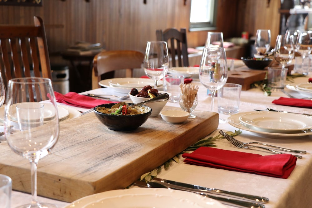 exchange hotel beaconsfield