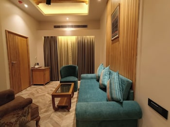 presidium sarovar premiere dalhousie