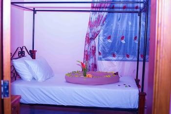 latonna safari hotel