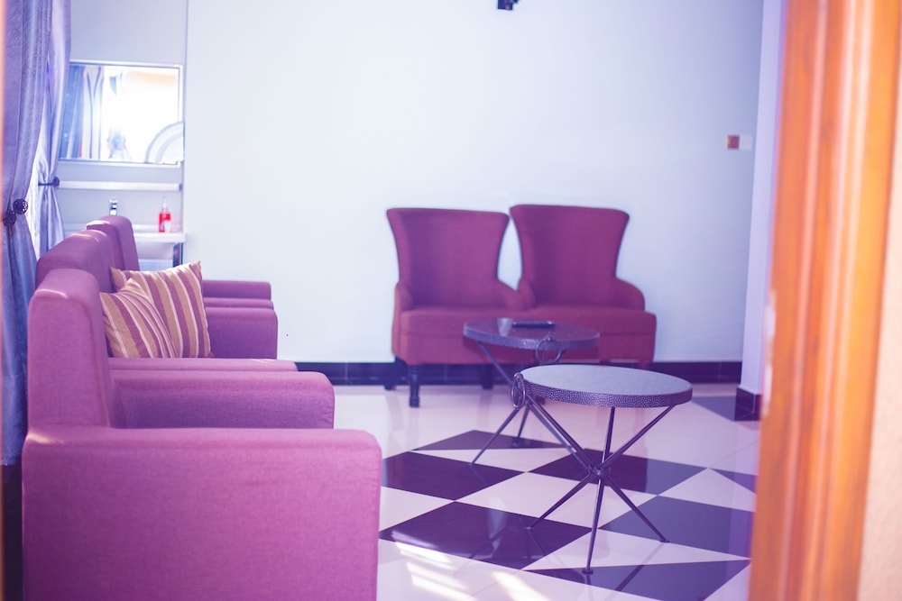 latonna safari hotel