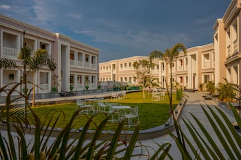 tree of life vantara resort and spa udaipur