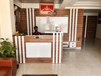maharaja palace near medanta gurgaon