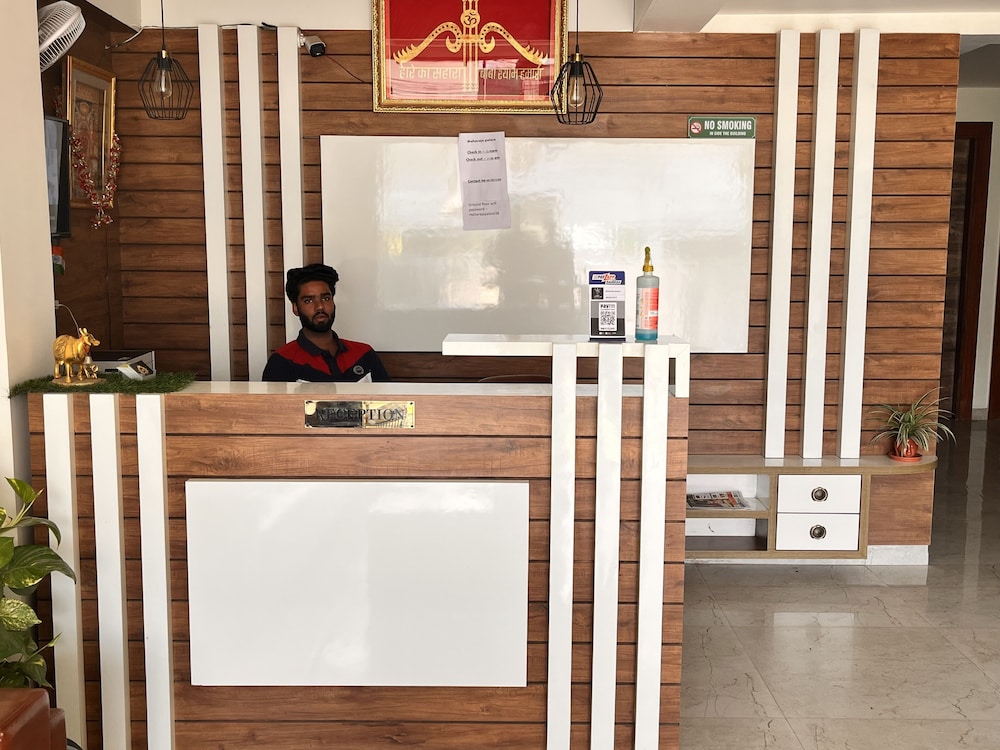 maharaja palace near medanta gurgaon