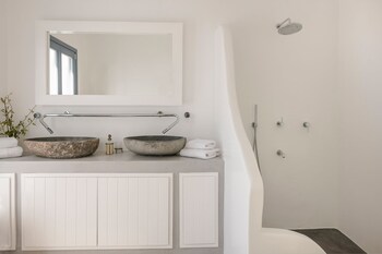 pebble summer house