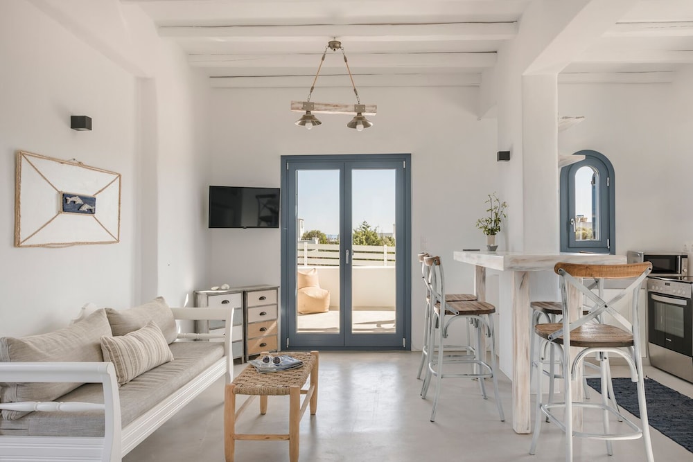 pebble summer house