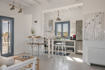 pebble summer house