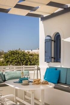 pebble summer house