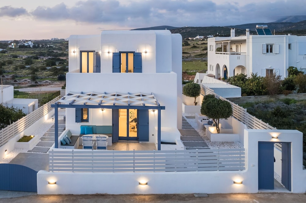paros