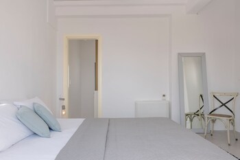 pebble summer house