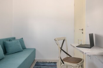pebble summer house