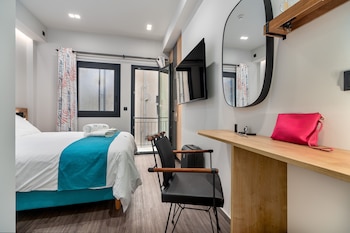 exarchia house project