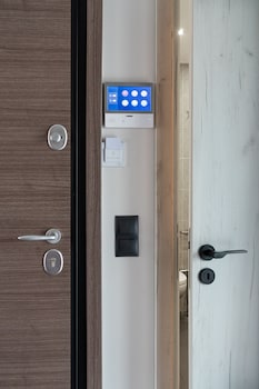 exarchia house project