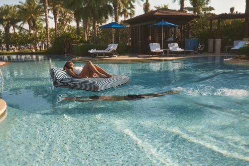 four seasons resort dubai at jumeirah beach