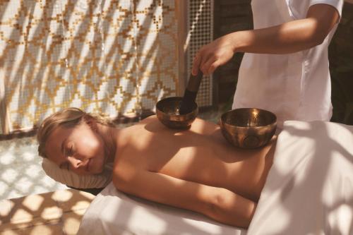 four seasons resort dubai at jumeirah beach