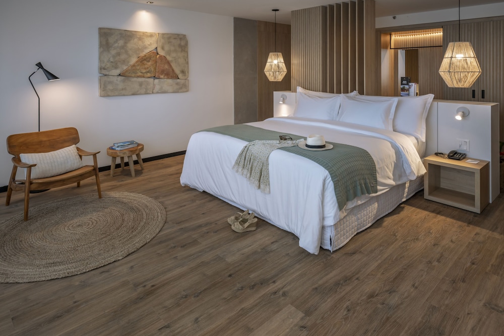 serhs experience suites