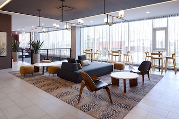 courtyard by marriott montreal laval