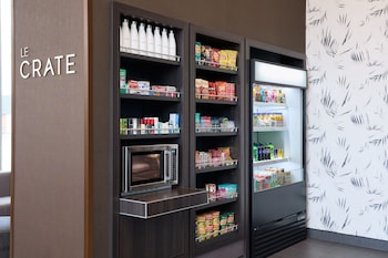 courtyard by marriott montreal laval
