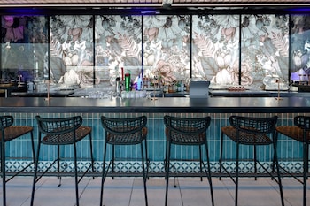 courtyard by marriott montreal laval