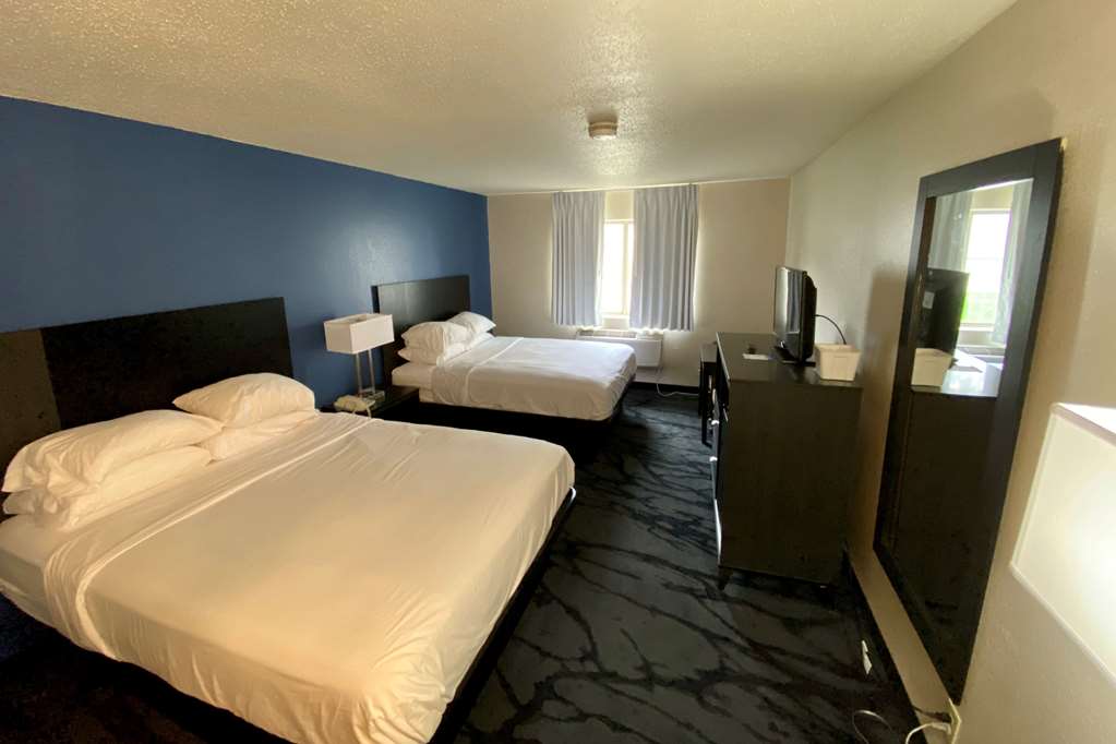 baymont inn and suites by wyndham swanton toledo airport