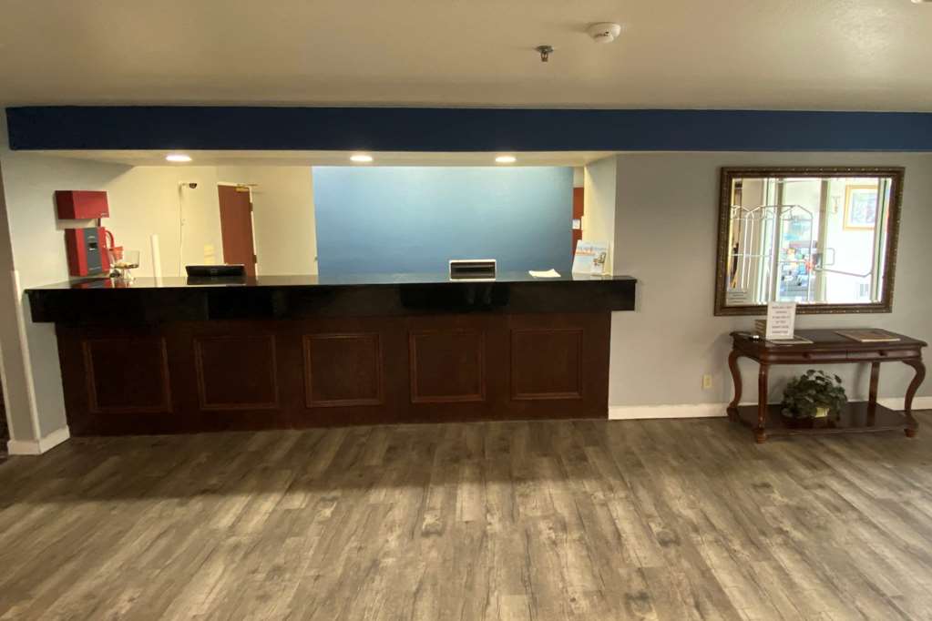 baymont inn and suites by wyndham swanton toledo airport