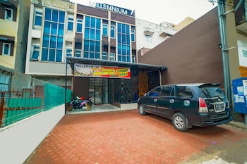 oyo 90874 millenium inn 2
