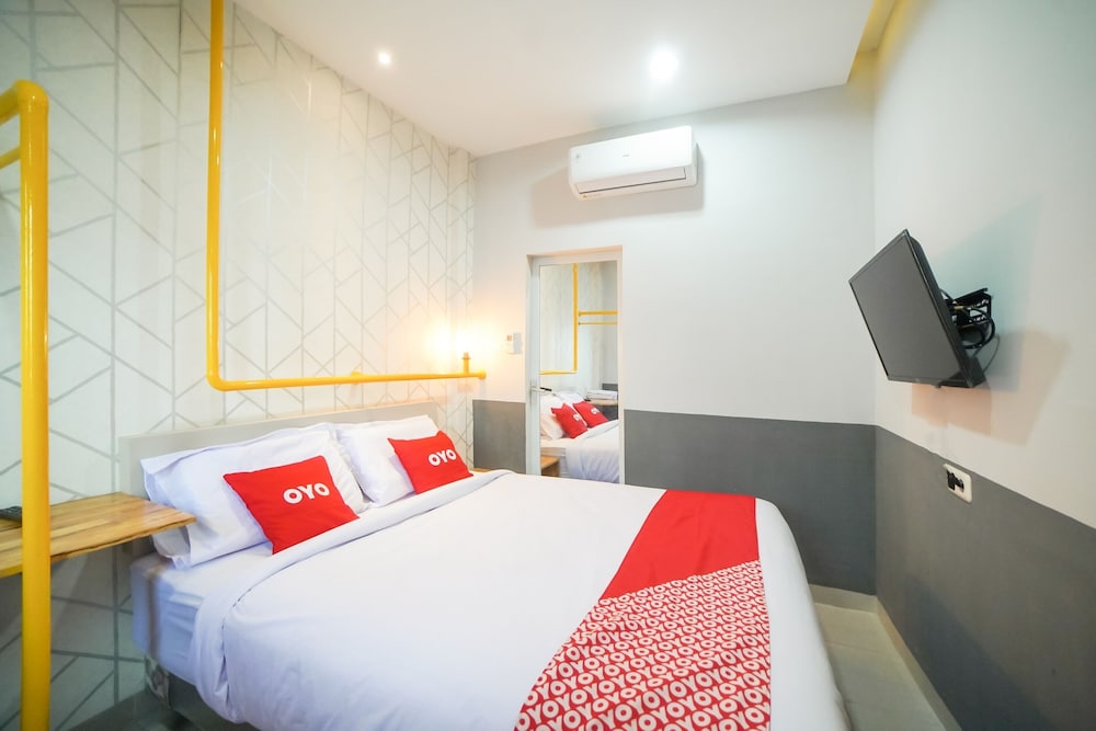 oyo 90874 millenium inn 2