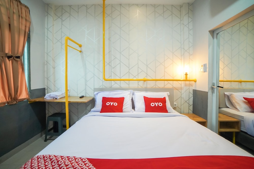 oyo 90874 millenium inn 2