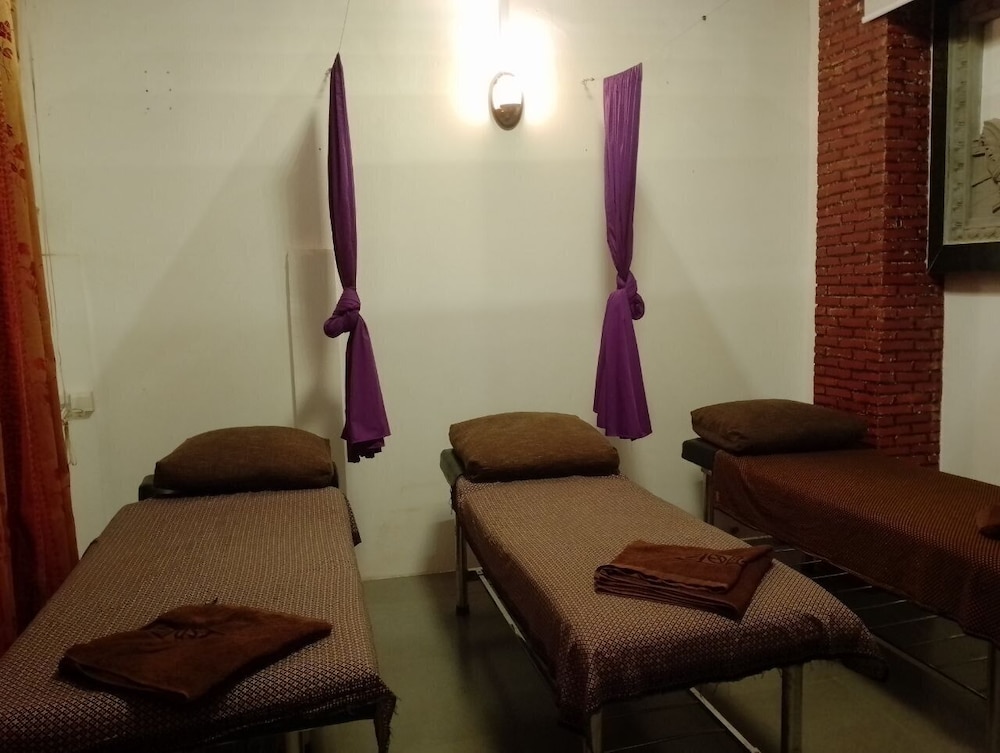 shalima guest house
