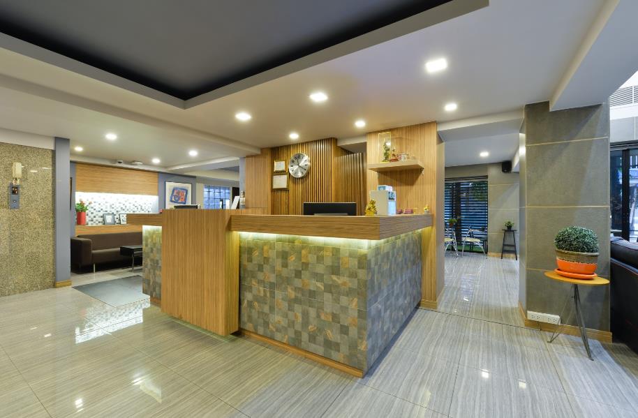 g boutique surawong bangkok