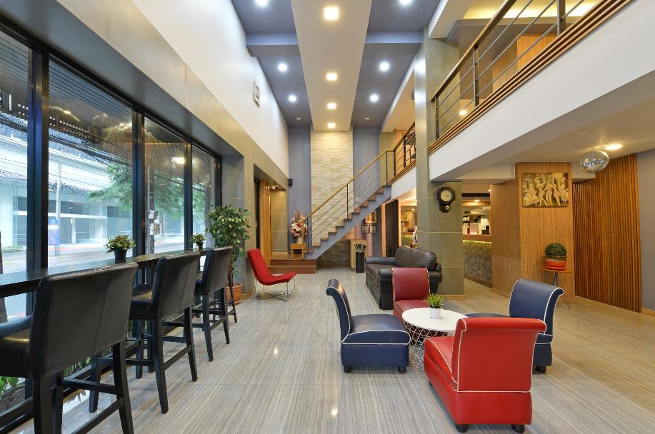 g boutique surawong bangkok