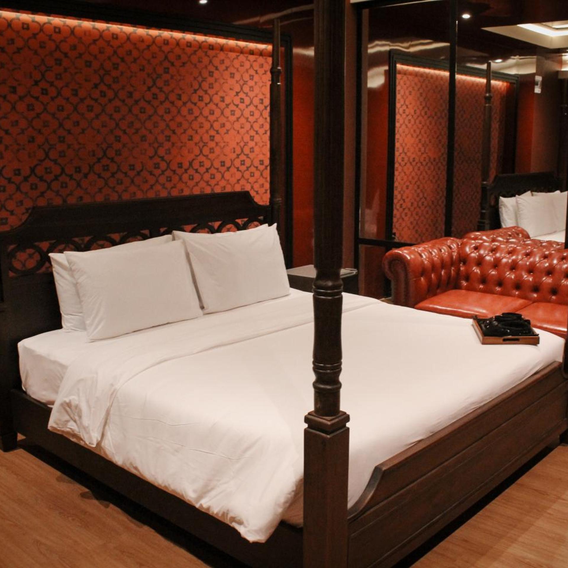 g boutique surawong bangkok