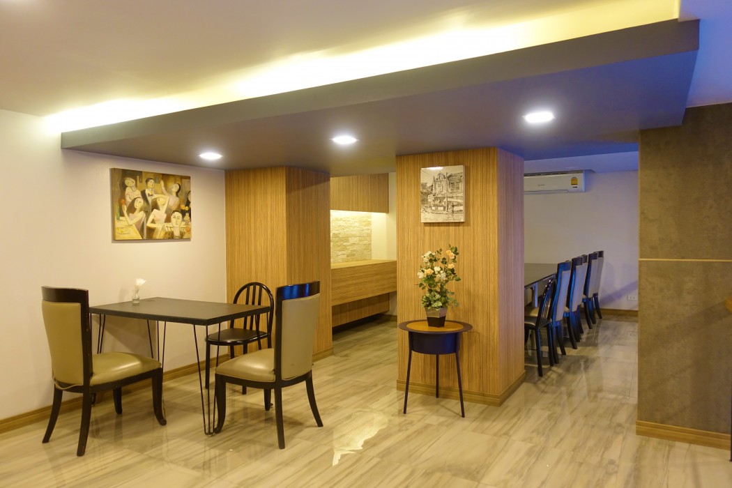 g boutique surawong bangkok