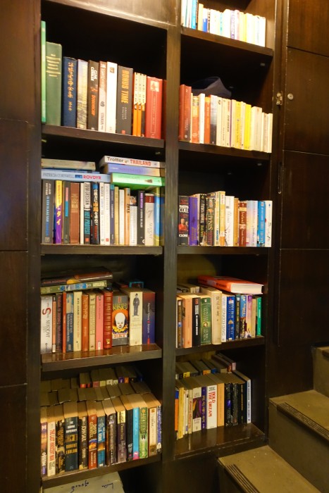 g boutique surawong bangkok