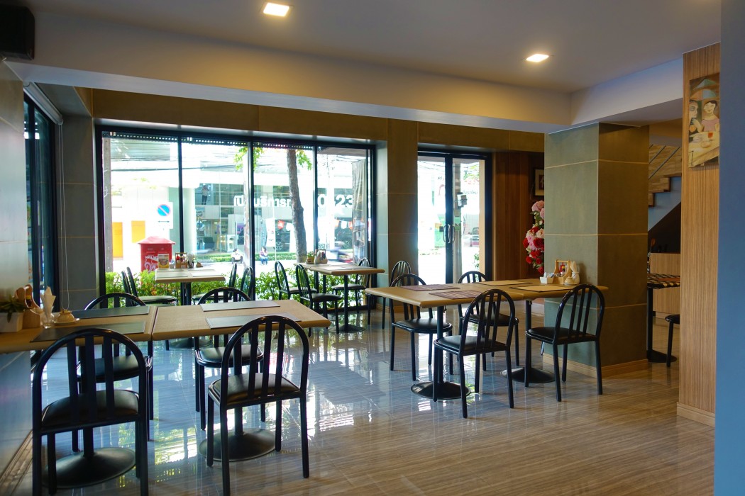 g boutique surawong bangkok