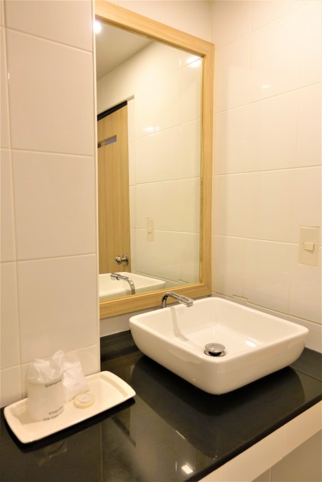 g boutique surawong bangkok