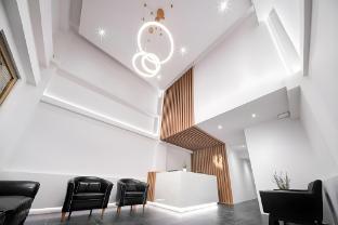 g boutique surawong bangkok