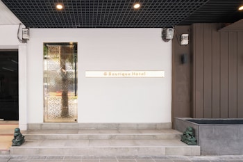 g boutique surawong bangkok