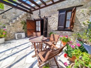 poseidons pool paradise