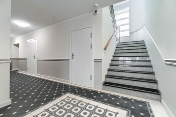 margi maya apartments