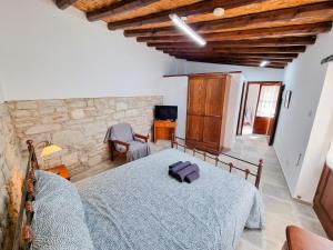 aphrodites pool retreat