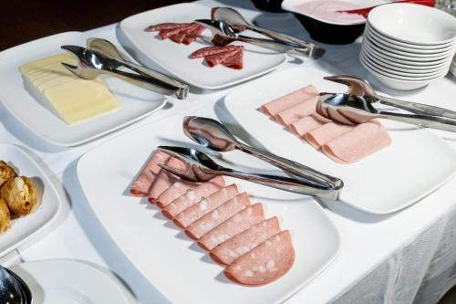 the londoner hotel sliema