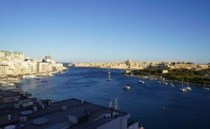 the londoner hotel sliema