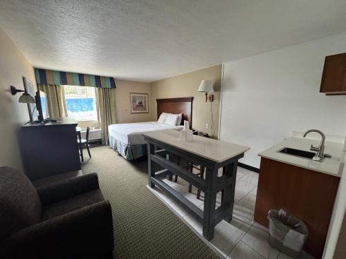 the boardwalk inn