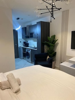 belleson homes embassy gardens