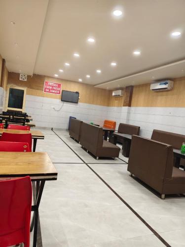 hotel bhullar