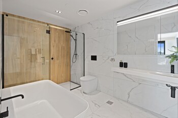 clearwater quays apartments